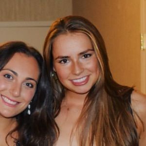 Meet your Posher, Elise